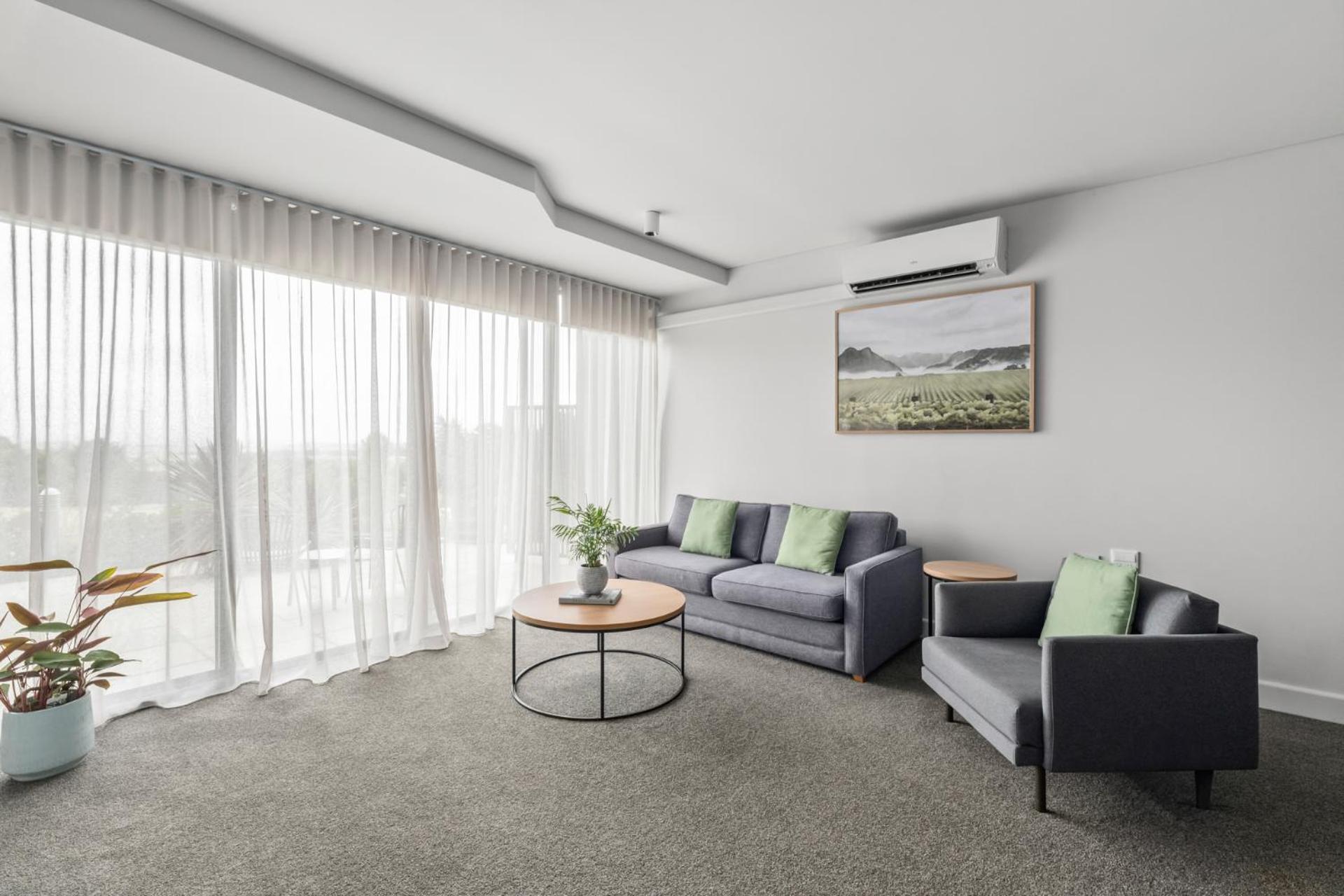 Balgownie Estate Yarra Valley Yarra Glen Exteriör bild A living room with a split-type air conditioner